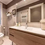 Apartment Cozy By Aston *