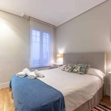 Cozy By Aston Apartment